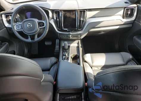 2022 Volvo Xc60 B6 R-Design из США, поврежденный, VIN YV4062RMXN1941583